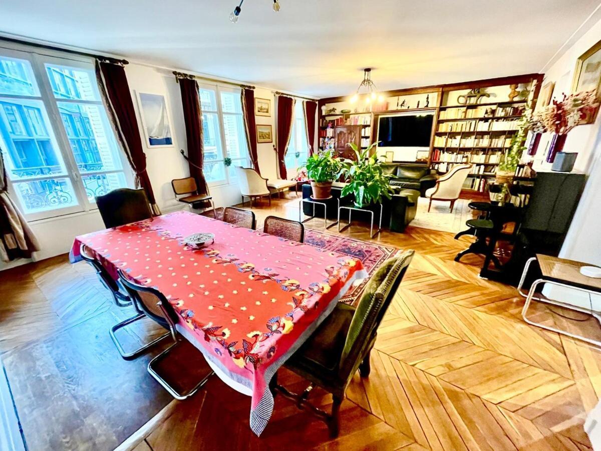 Luxury Center Loft Near Champs Elysees Paris